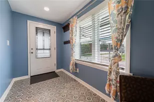 200 Grove Ave, Ross Twp, PA 15229 - Photo 3