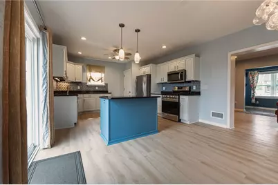 200 Grove Ave, Ross Twp, PA 15229 - Photo 11