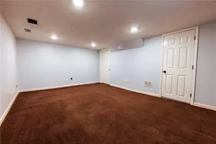 200 Grove Ave, Ross Twp, PA 15229 - Photo 33