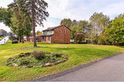 525 Westland Drive, Hempfield Township, PA 15601 - Photo 31