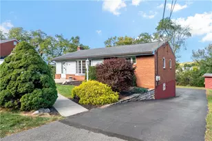 188 Arla Dr, Green Tree, PA 15220 - Photo 5