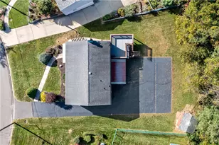 188 Arla Dr, Green Tree, PA 15220 - Photo 35
