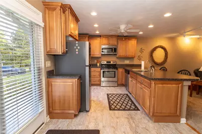 1607 Snowfield Court, Hidden Valley, PA 15502 - Photo 3