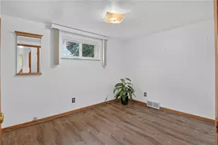 243 Clever Rd, Robinson Twp, PA 15136 - Photo 15