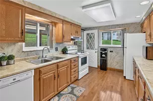 243 Clever Rd, Robinson Twp, PA 15136 - Photo 5