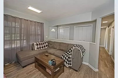 136 S Jackson St S, Evans City, PA 16033 - Photo 5