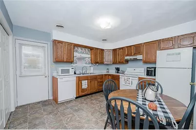 4852 Lucerne Road, White Township, PA 15701 - Photo 7