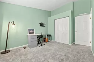 5104 Empire Dr, Bridgeville, PA 15017 - Photo 23