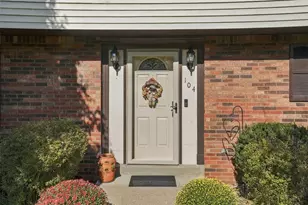 104 June Dr, Port Vue, PA 15133 - Photo 3