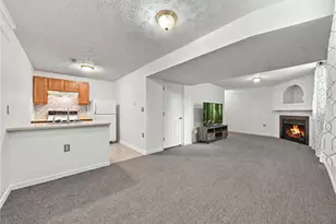 11893 Dartmoor Dr, North Huntingdon, PA 15642 - Photo 37