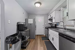 9242 Valley St, Pittsburgh, PA 15235 - Photo 7