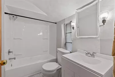 9242 Valley St, Pittsburgh, PA 15235 - Photo 11