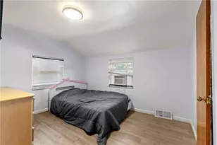 9242 Valley St, Pittsburgh, PA 15235 - Photo 15