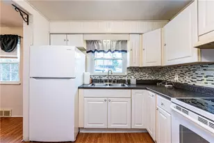 942 Razzando, Washington Township, PA 15012 - Photo 11