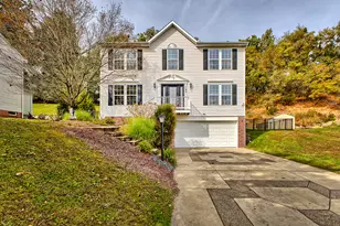 162 Janyce Dr, Hempfield Township, PA 15601 - Photo 1