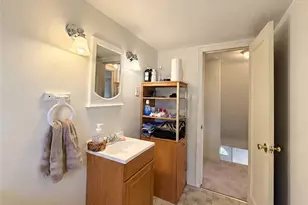 1901 Westmont Ave, Pittsburgh, PA 15210 - Photo 17