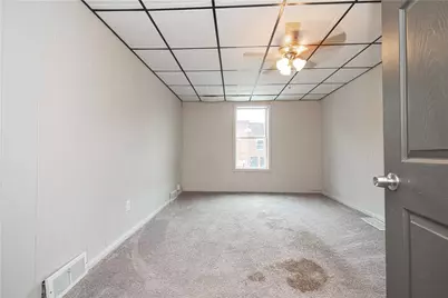 221 5th St, Ellwood City, PA 16117 - Photo 17