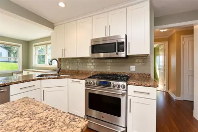 974 Greensburg Pike, Wilkins Township, PA 15112 - Photo 17