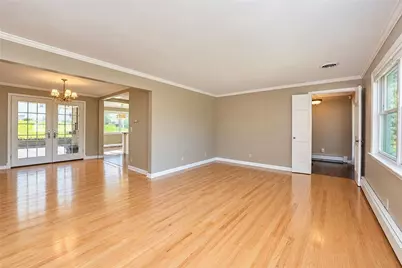 974 Greensburg Pike, Wilkins Township, PA 15112 - Photo 7