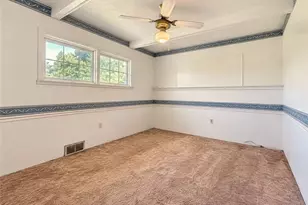 1207 Prospect St, Forward Township, PA 15063 - Photo 19