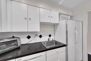 112 Washington Pl, Downtown Pgh, PA 15219 - Photo 19
