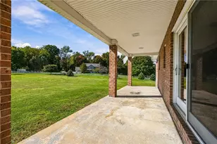 106 Rushford Ln, Penn Township, PA 16002 - Photo 21