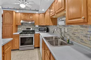 101 Topaz Dr, Pittsburgh, PA 15147 - Photo 11