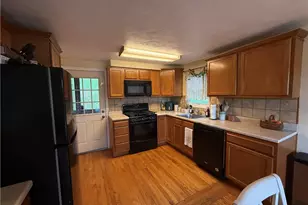 1366 Broadway Ave, East McKeesport, PA 15035 - Photo 7
