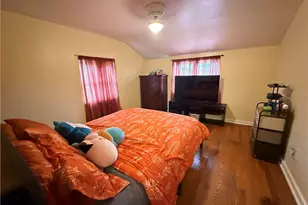 1366 Broadway Ave, East McKeesport, PA 15035 - Photo 9