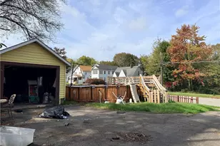 1315 Albert St, New Castle, PA 16105 - Photo 7