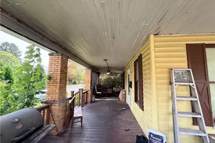 1315 Albert St, New Castle, PA 16105 - Photo 9