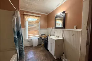 1315 Albert St, New Castle, PA 16105 - Photo 35