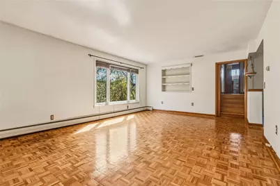 305 Banbury Ln, Harrison Township, PA 15065 - Photo 7