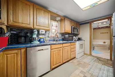 213 Hill St, German Township, PA 15468 - Photo 17