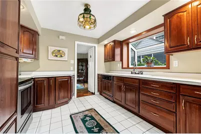 525 Westover Road, Pittsburgh, PA 15228 - Photo 17