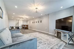 104 Pius St, Pittsburgh, PA 15203 - Photo 9