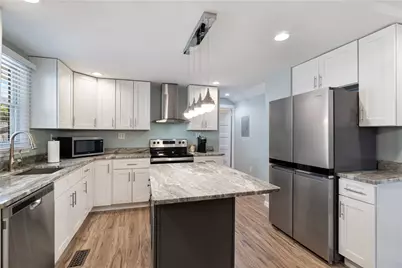 104 Pius St, Pittsburgh, PA 15203 - Photo 5