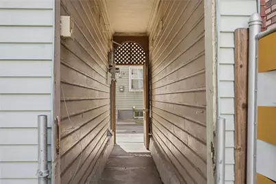 1917 Larkins Way, Pittsburgh, PA 15203 - Photo 35