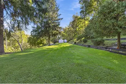 737 Spring Grove Rd, Pittsburgh, PA 15215 - Photo 25