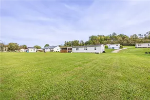 208 Florence Dr, Menallen Township, PA 15401 - Photo 23