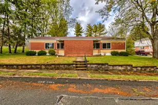 912-914 Chestnut St, Latrobe, PA 15650 - Photo 1
