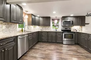 157 Wallace Dr, Monroeville, PA 15146 - Photo 5