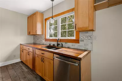 3115 Ridge Ave, Hopewell Township, PA 15001 - Photo 5
