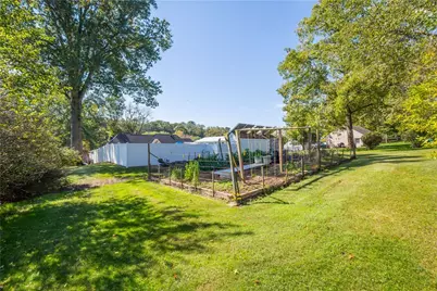 213 Drake Rd, Bethel Park, PA 15102 - Photo 45