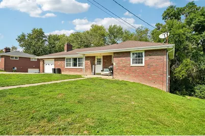228 Walnut Street, Chartiers, PA 15342 - Photo 1