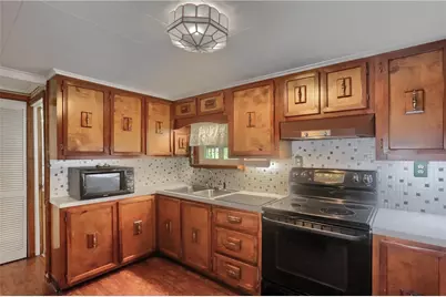 629 Lancaster Rd, Franklin Township, PA 16123 - Photo 35