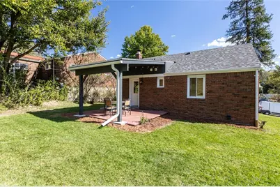 1017 Girard Rd, Pittsburgh, PA 15227 - Photo 3
