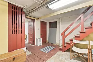 342 Parker Dr, Pittsburgh, PA 15216 - Photo 33