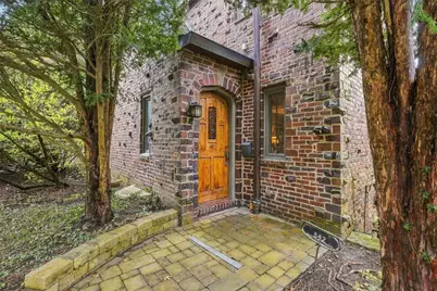 342 Parker Dr, Pittsburgh, PA 15216 - Photo 1