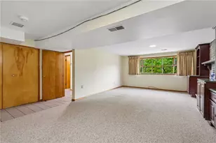 407 Laurie Dr, Pittsburgh, PA 15235 - Photo 35